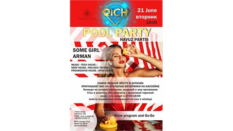 RICH CLUP