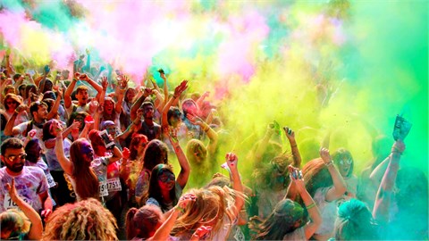 Color Sky 5K İstanbul Renkli Koşu