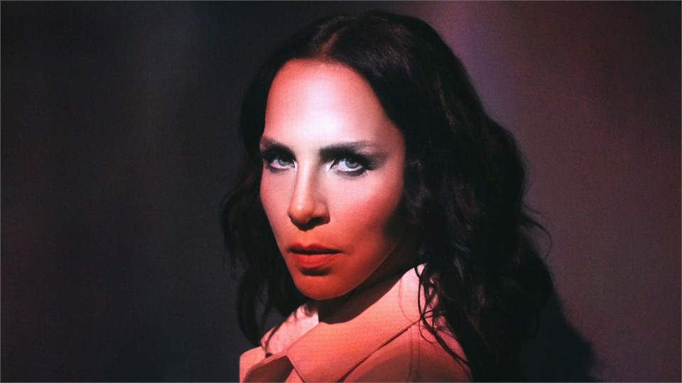 Sertab Erener