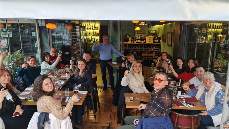 ÜRETİCİLER WAYANA'DA TADIM SERİSİ: GÜRBÜZ WINERY-AKIN GÜRBÜZ