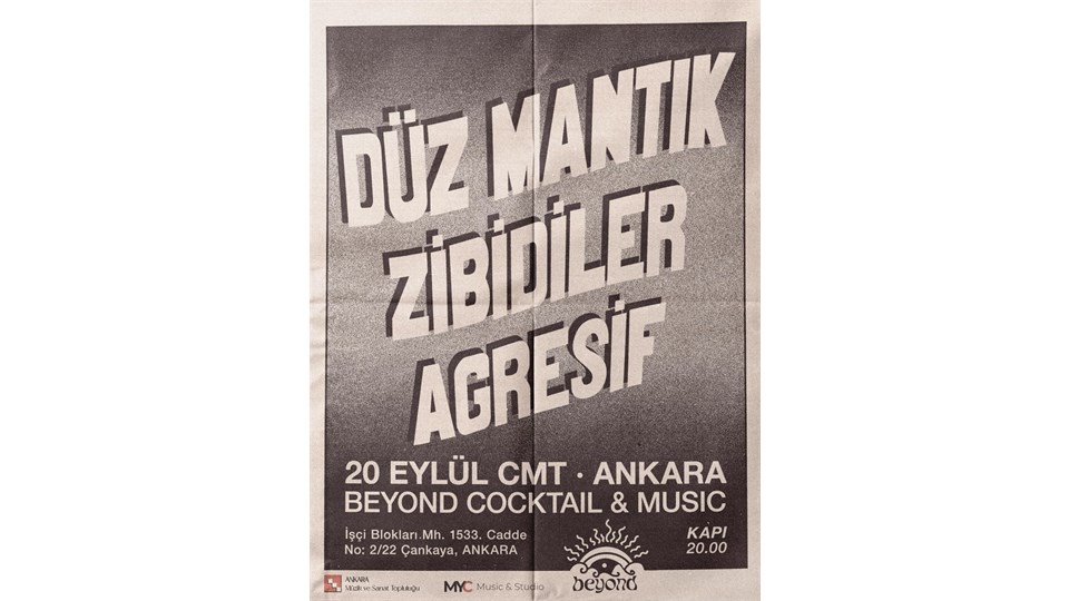 Düz Mantık, Zibidiler ve Agresif Punk Konseri