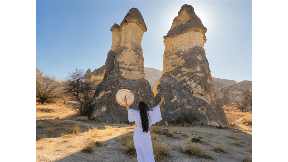 Türk Kamı ile Şamanik Atasal Yolculuk ve Şifa