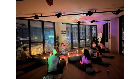 Candlelight Yin Experience | 2. Buluşma