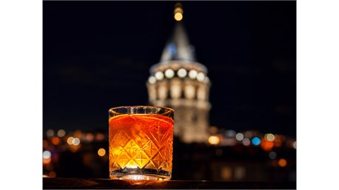 GALATA'da Kokteyl ve Likör Tadım Atölyesi (3 Kokteyl)