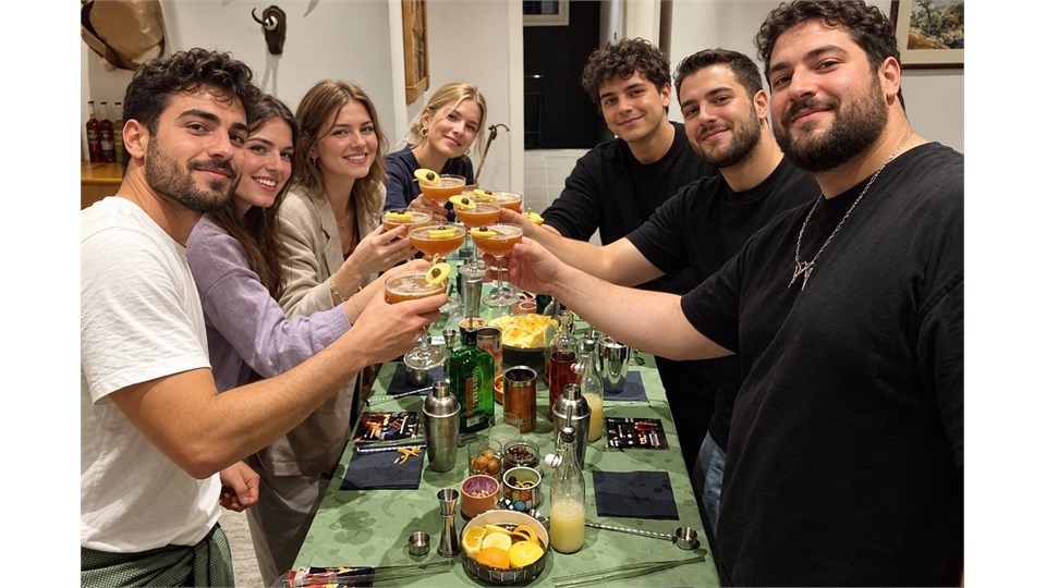 GALATA'da Kokteyl ve Likör Tadım Atölyesi (3 Kokteyl)
